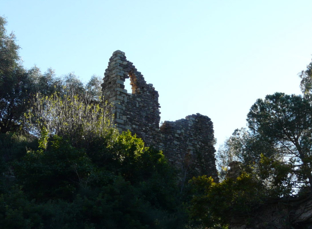 Ruderi Castello di Andora, Italy
